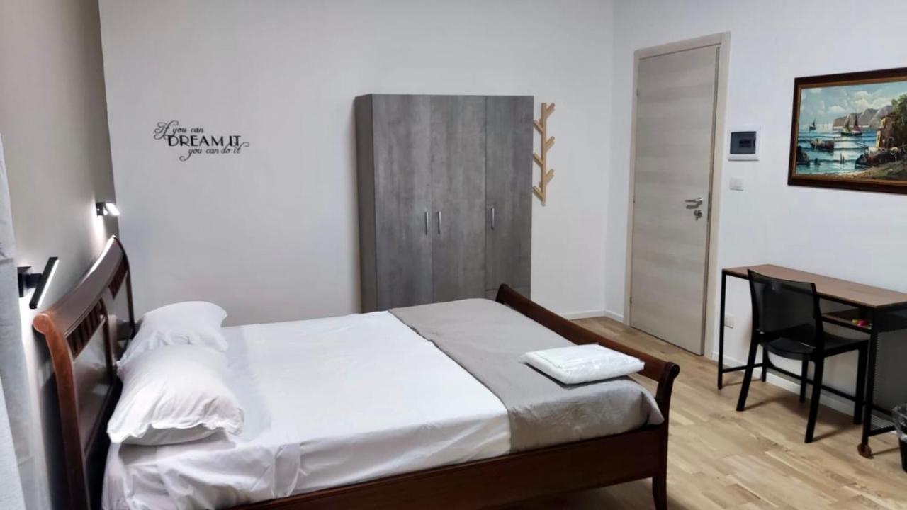 Dimora Rudiae Lecce Bed & Breakfast Екстериор снимка