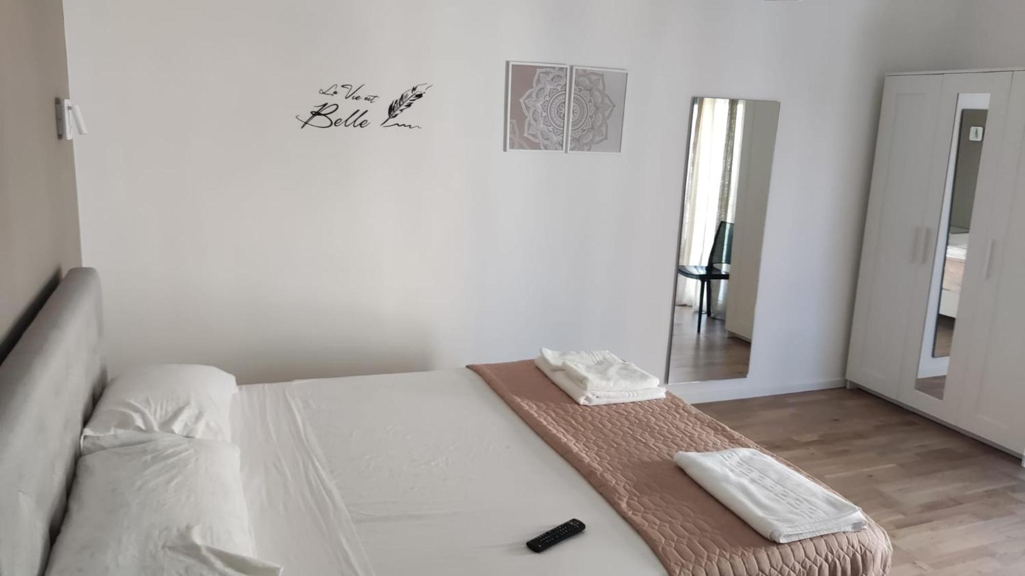 Dimora Rudiae Lecce Bed & Breakfast Екстериор снимка